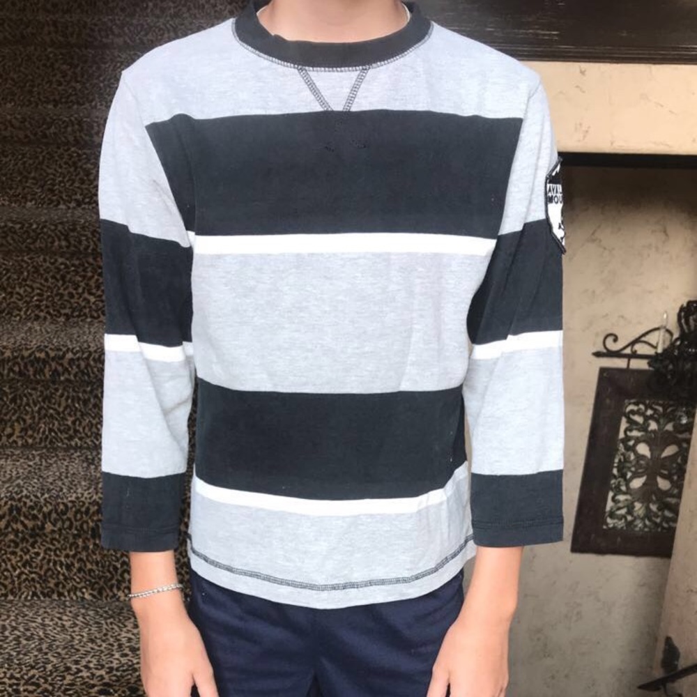 Boys Long Sleeve Striped Sweater. Size:Small